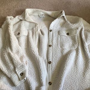 Aerie white fluffy flannel jacket